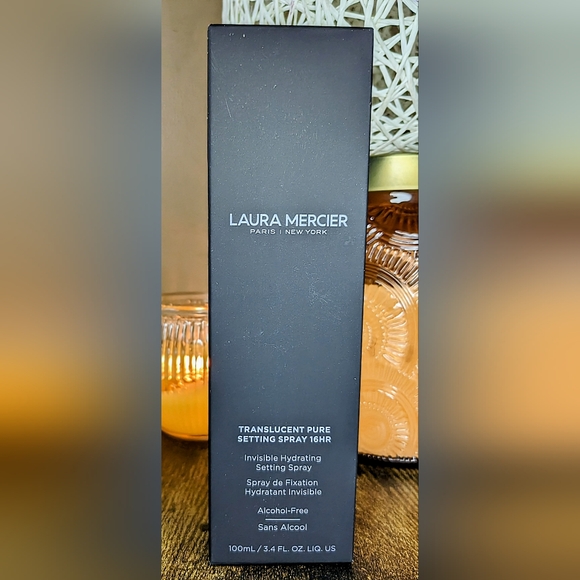 LAURA MERCIER Translucent Pure Setting Spray - Picture 9 of 16